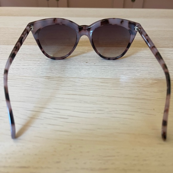 Le Specs Women's Halfmoon Magic Sunglasses 2202545 Tortoiseshell 52-20-149 - Picture 4 of 6